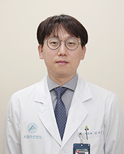 김지용님의 목록 이미지입니다.